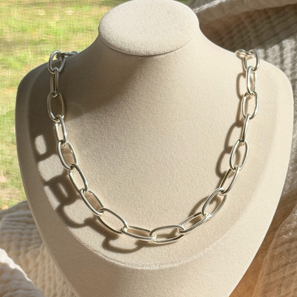 Beautiful Silver Chain Necklace